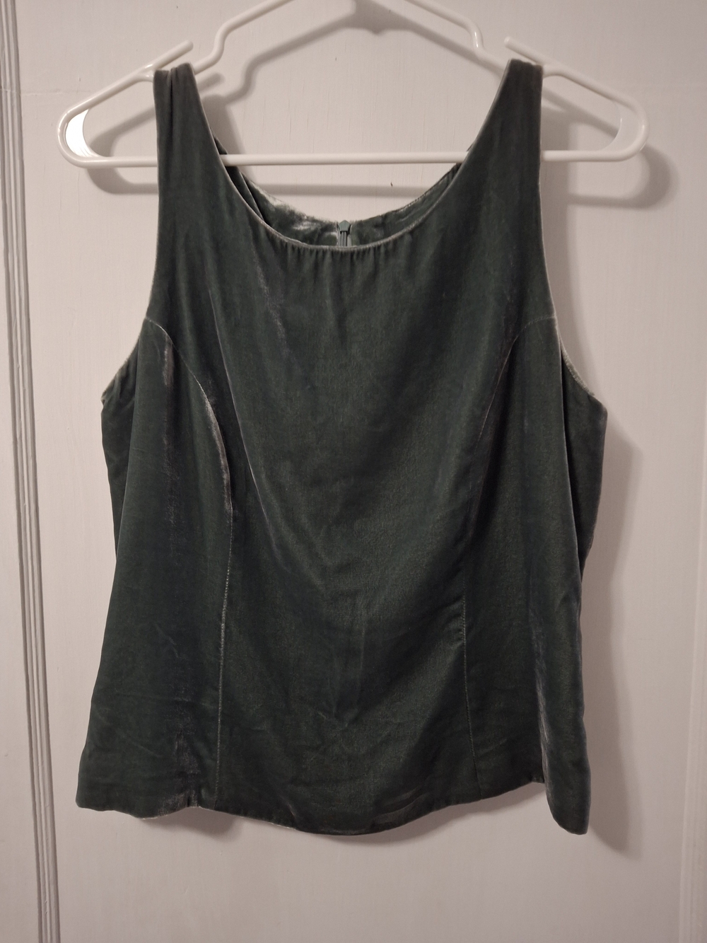 Paule Vasseur Paris Vintage 100% Silk Velvet Tank Top Sage Green Size 42 US 10